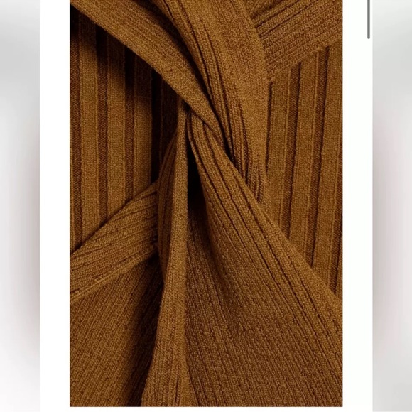 Nicholas Braulia Long Sleeve Neck Twist Mini Sweater Dress Cigar Size Large NWT - Picture 4 of 7